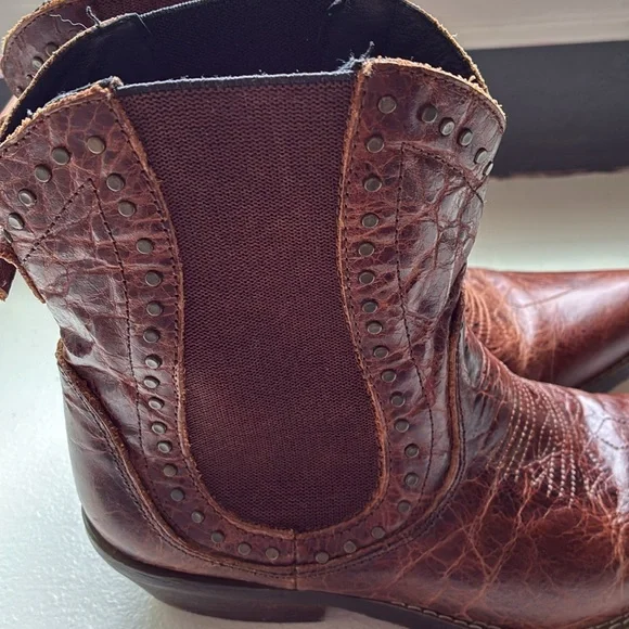 Thomas Cook Women’s Brown Leather Western Booties - Picture 3 of 12
